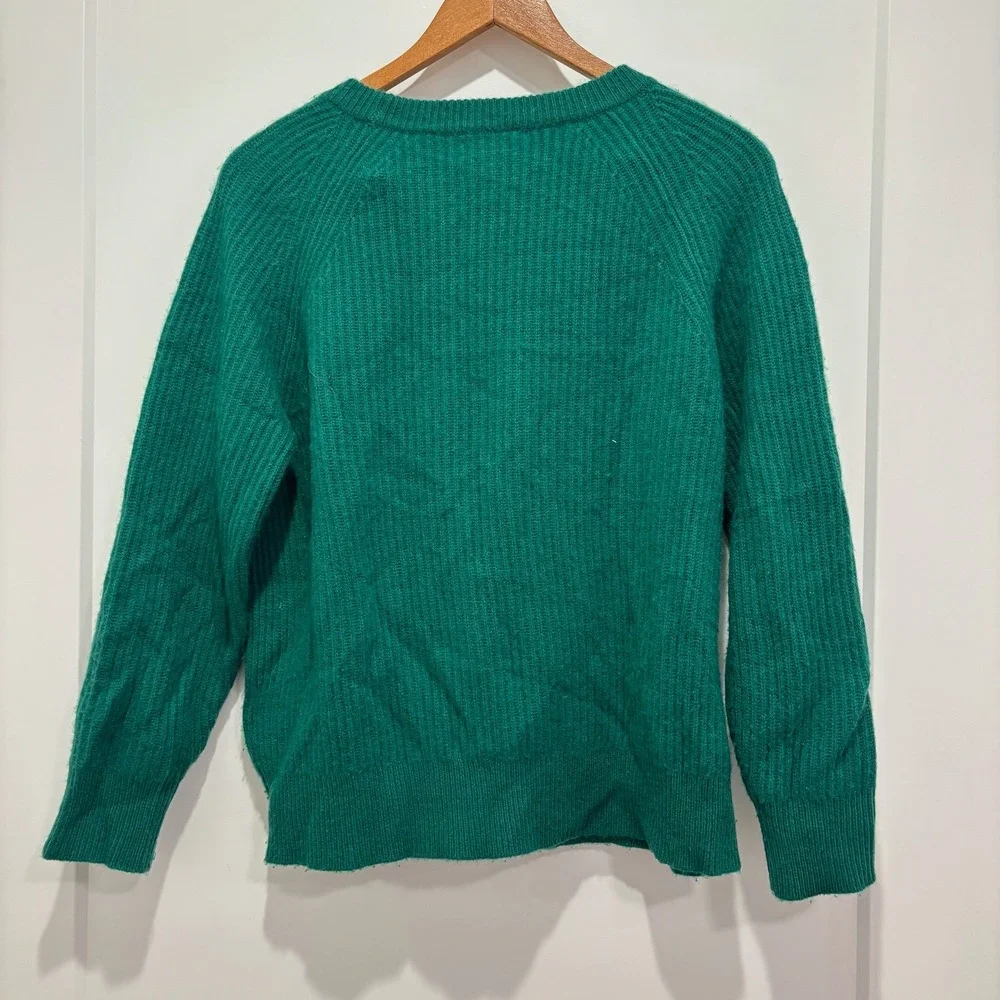 J. Crew Green 100% Cashmere Knit Crew Neck Pullover Sweater Women's Size XS - Picture 4 of 10
